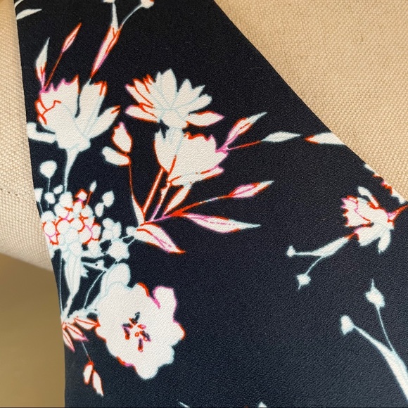 Banana Republic Sleeveless V Neck Dress Navy Size 10 - Picture 3 of 11